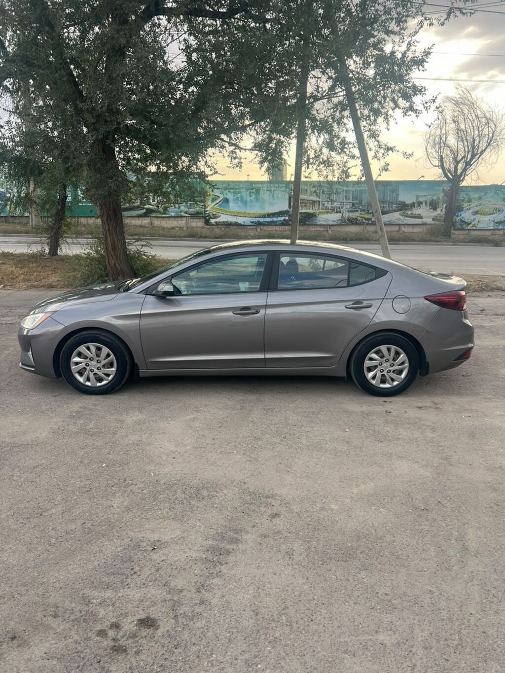 Hyundai Elantra: 2019 г., 2 л, Автомат, Бензин, Седан: фото 5