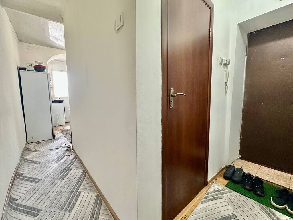 2 комнаты, 39 м², Восток-5 мкр 3 этаж, Свежий ремонт: фото 3