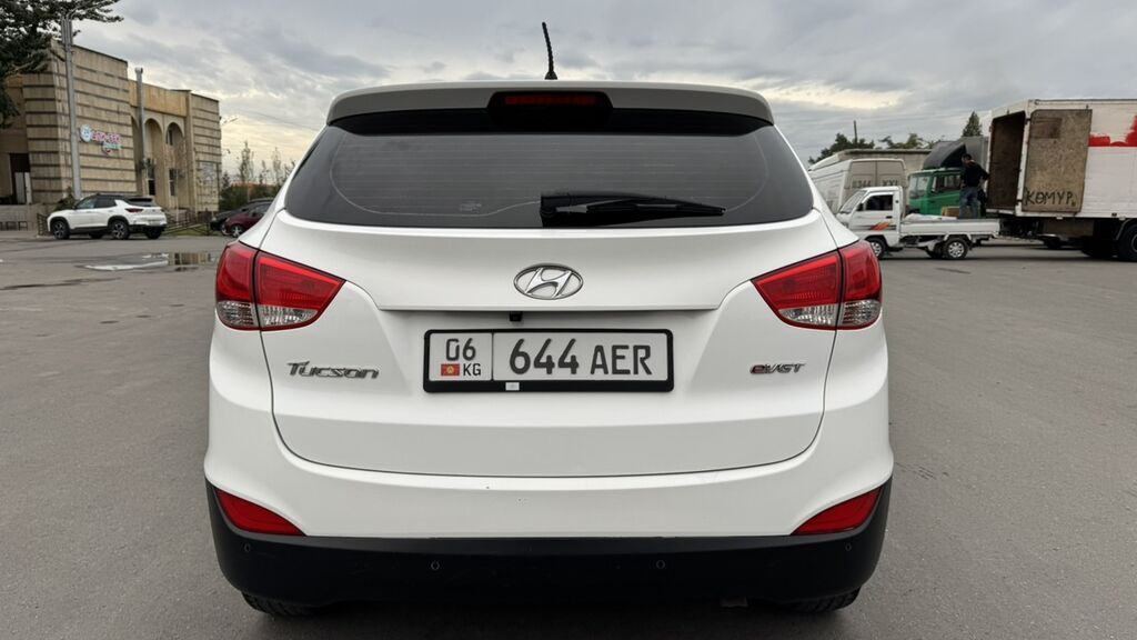 Hyundai Tucson: 2013 г., 2 л, Автомат, Дизель, Кроссовер: фото 3