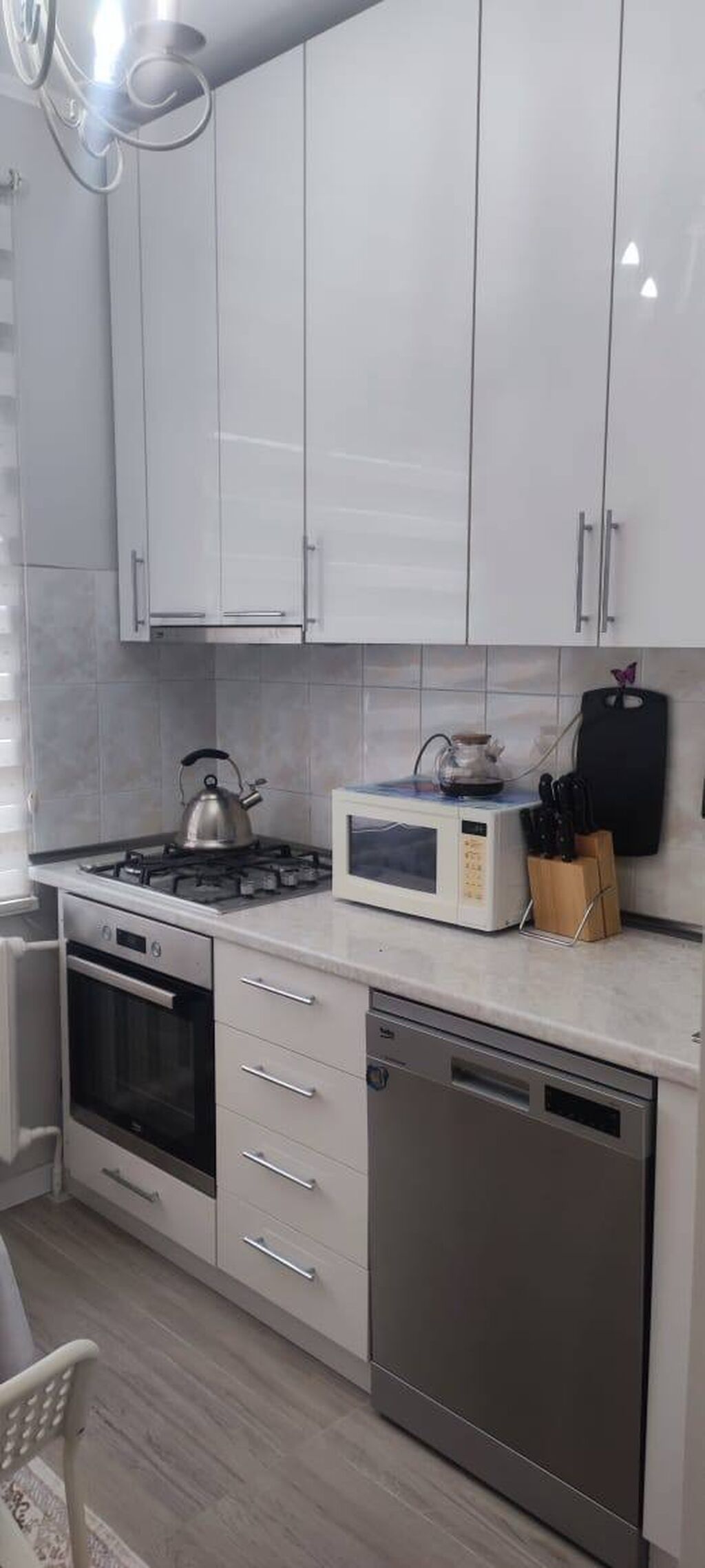 3 комнаты, 70 м², Золотой квадрат 5 этаж: фото 3