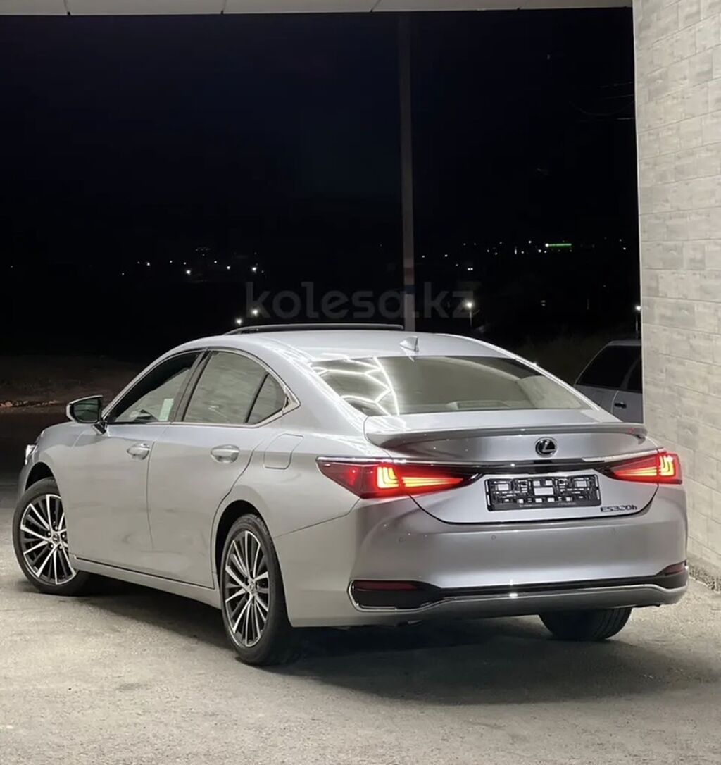 Lexus ES: 2020 г., 2.5 л, Автомат, Гибрид, Седан: фото 3