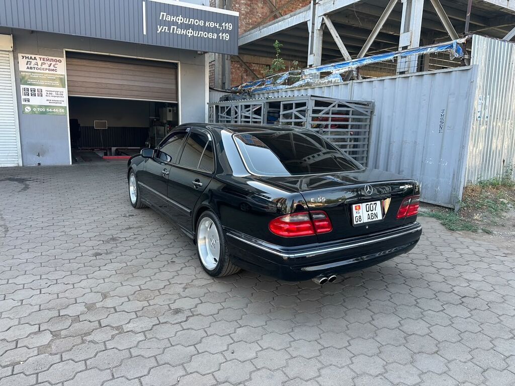 Mercedes-Benz E-класс AMG: 2001 г., 3.2 л, Автомат, Бензин, Седан: фото 2