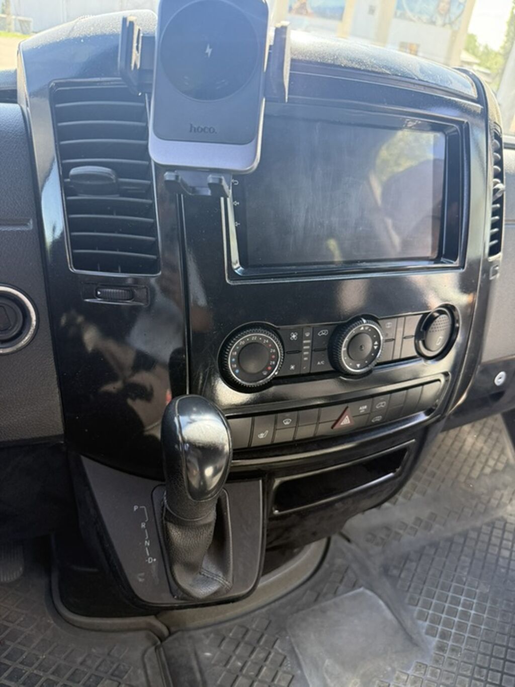 Mercedes-Benz Спринтер: 2011 г., 3 л, Автомат, Дизель, Фургон: фото 4