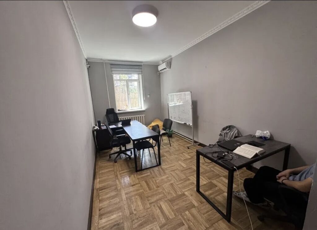 600 м², 12 комнат, Юг-2 мкр: фото 5