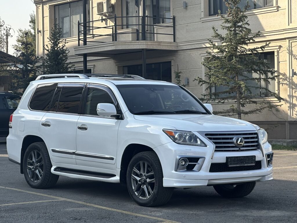 Lexus LX: 2013 г., 5.7 л, Автомат, Бензин, Внедорожник: фото 2