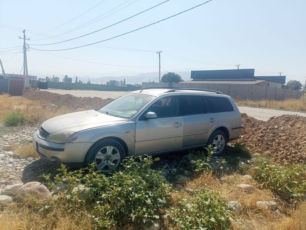 Ford Mondeo: 2003 г., 2 л, Механика, Дизель, Универсал: фото 2
