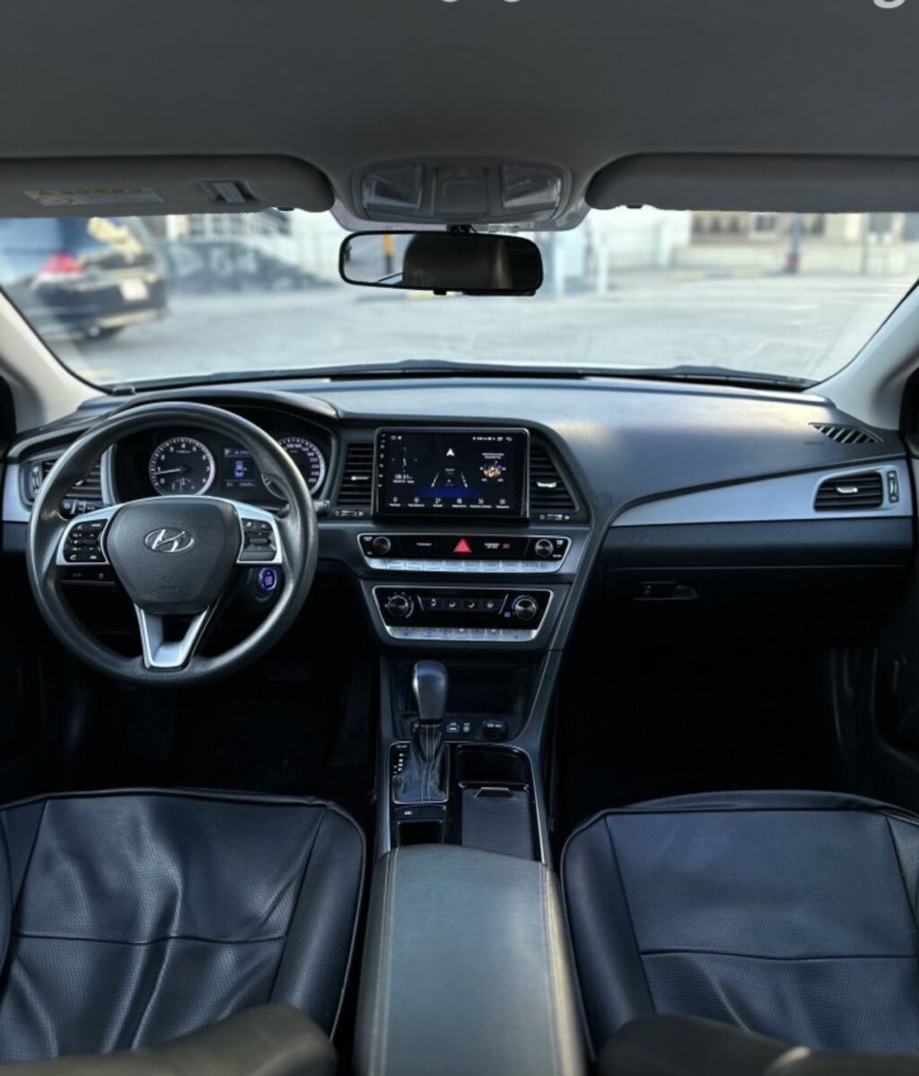 Hyundai Sonata 2018 г., 2.0 л, автомат, бензин: фото 6