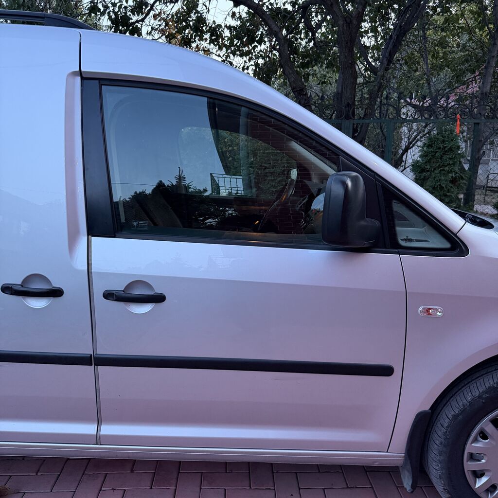 Volkswagen Caddy: 2011 г., 1.5 л, Автомат, Дизель, Фургон: фото 7