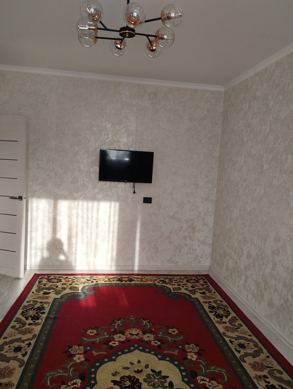 3 комнаты, 60 м², Индивидуалка, 2 этаж, Свежий ремонт: фото 2
