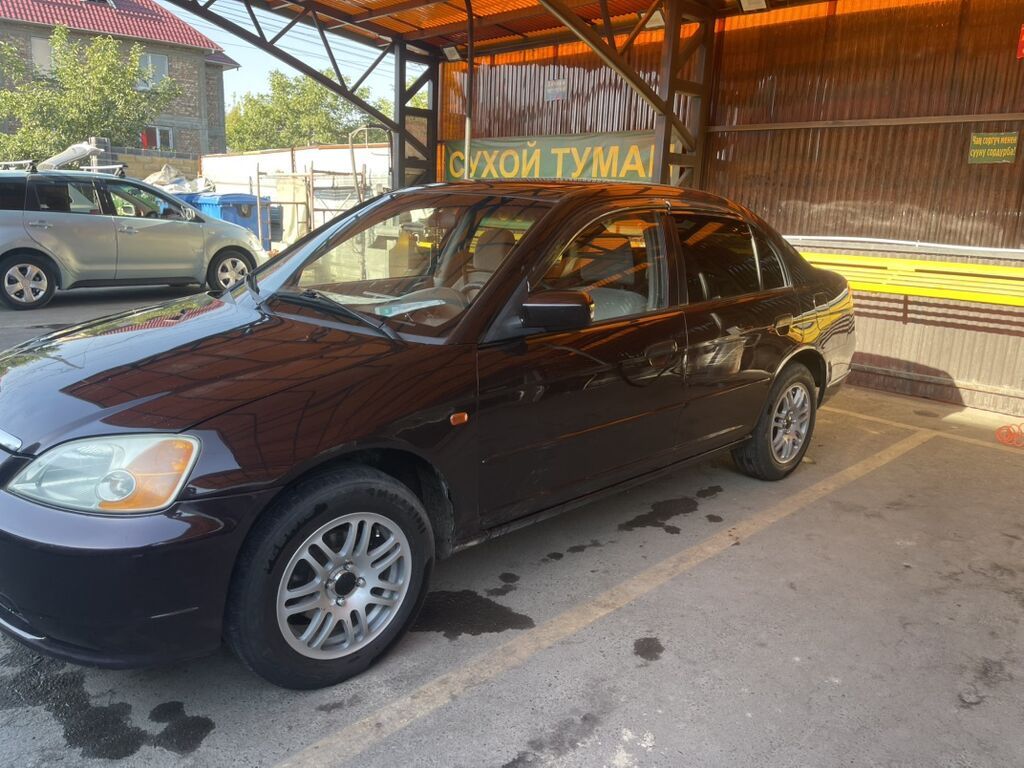 Honda Civic: 2001 г., 1.7 л, Автомат, Бензин, Седан: фото 3