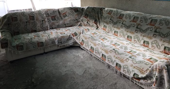 Диваны: Мягкий уголок в хорошем состоянии ! на lalafo.kg Мягкий уголок в хорошем состоянии ! в Кант