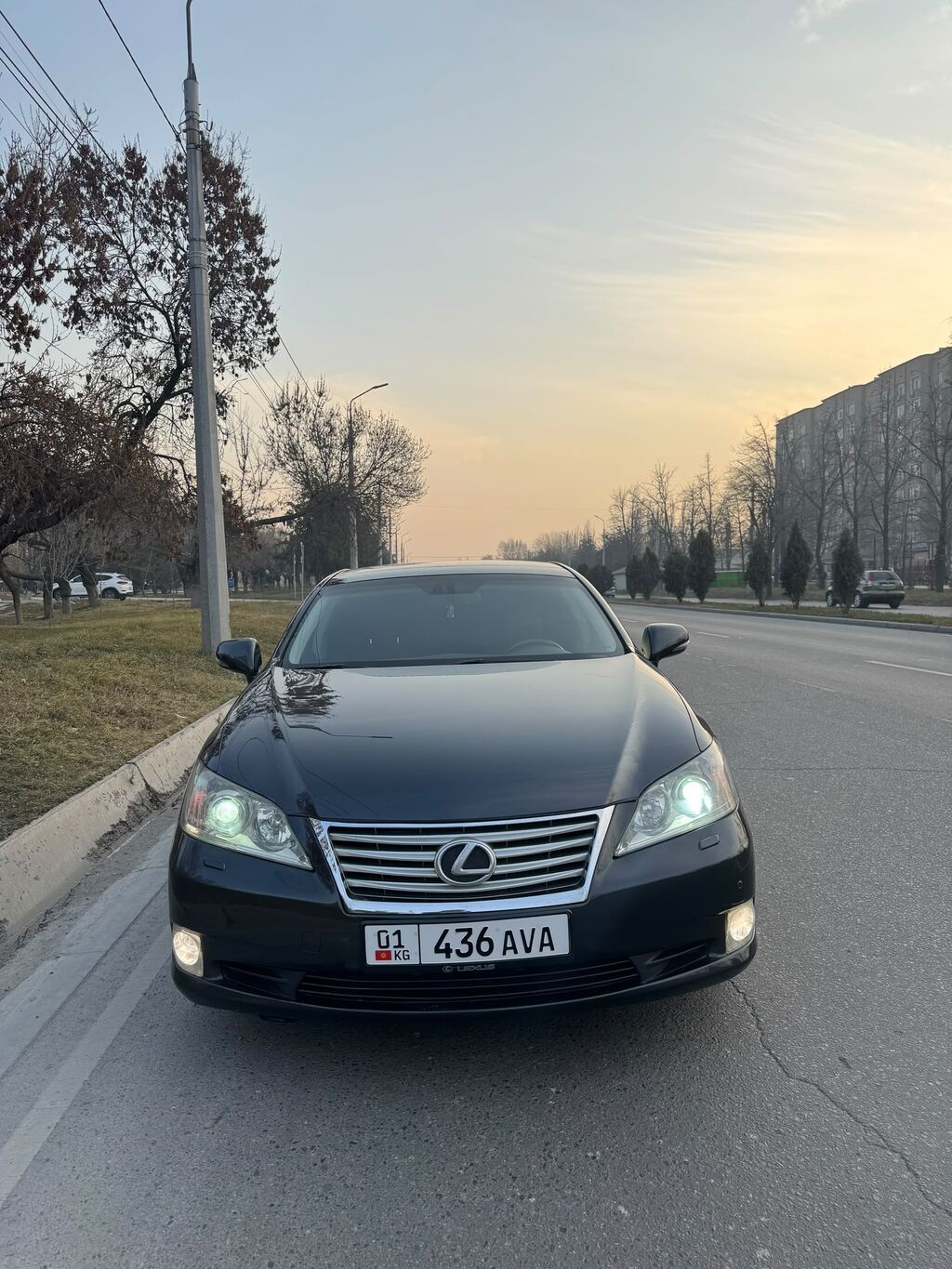 Lexus ES: 2011 г., 3.5 л, Автомат, Бензин, Седан: фото 3