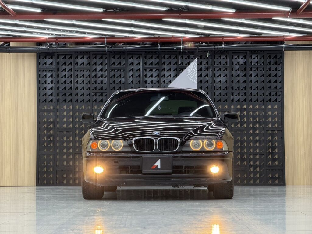 BMW 5 series: 2000 г., 3 л, Автомат, Бензин, Седан: фото 1