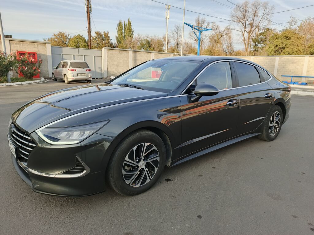 Hyundai Sonata: 2022 г., 2 л, Автомат, Гибрид, Седан: фото 8