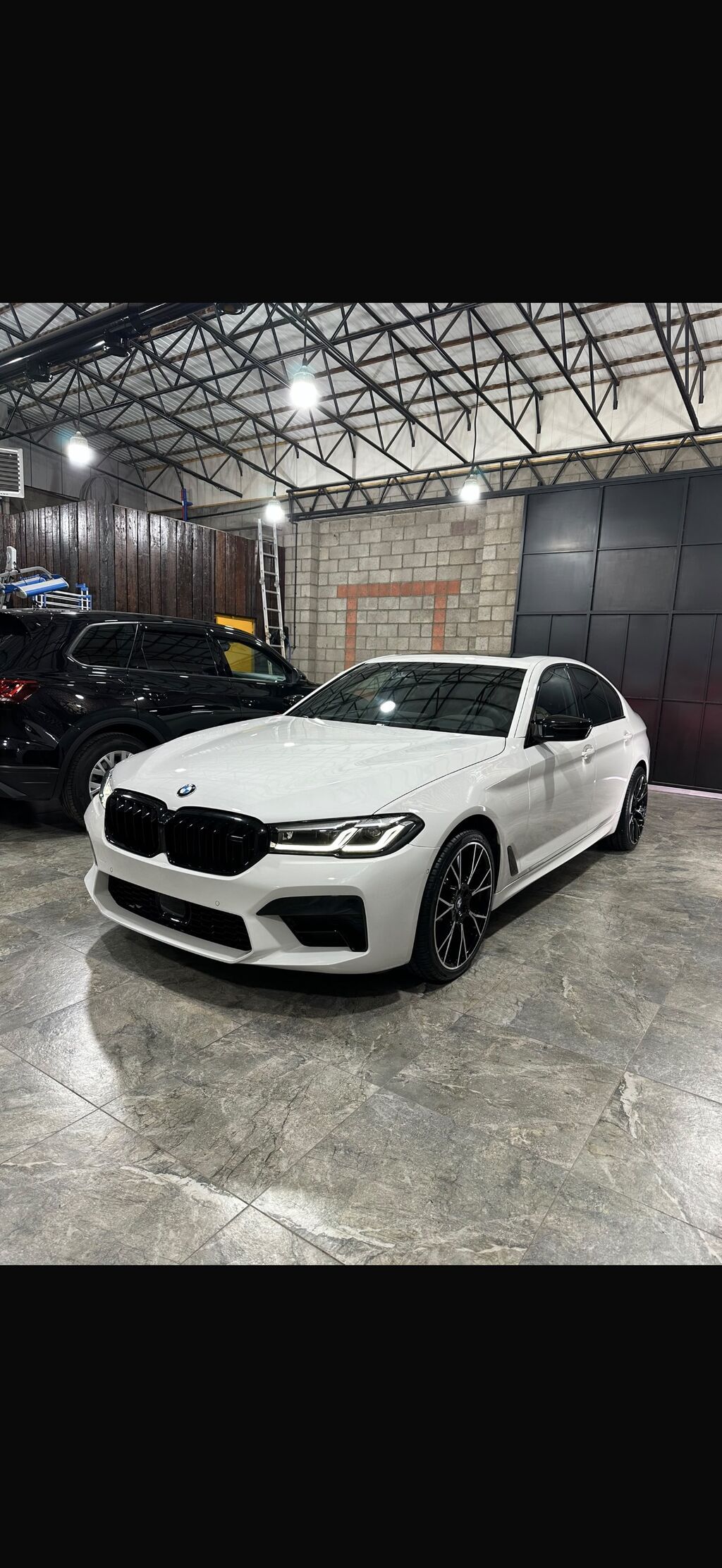 BMW 5 series: 2021 г., 2 л, Автомат, Бензин, Седан: фото 2