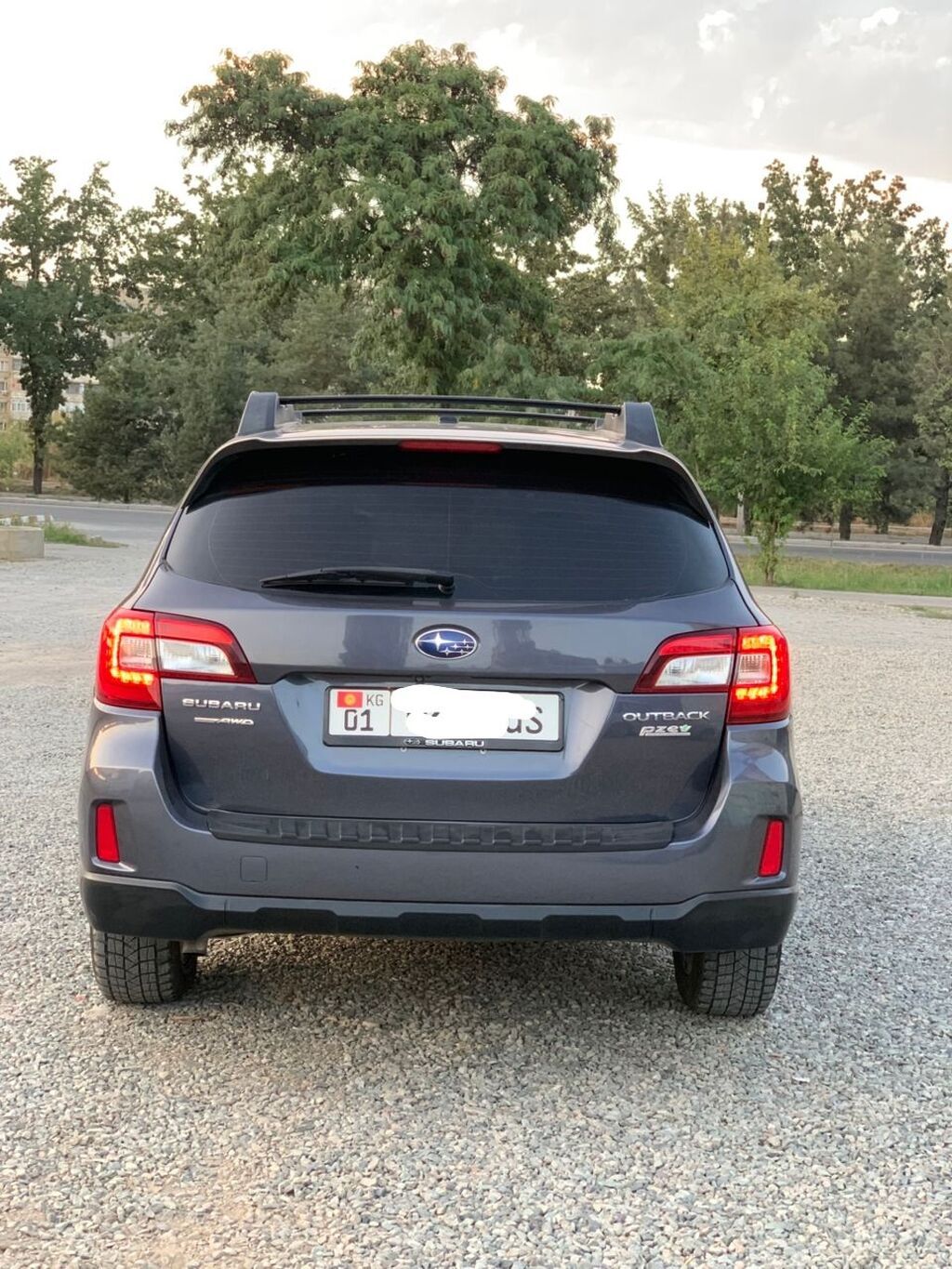 Subaru Outback: 2015 г., 2.5 л, Вариатор, Бензин, Универсал: фото 2