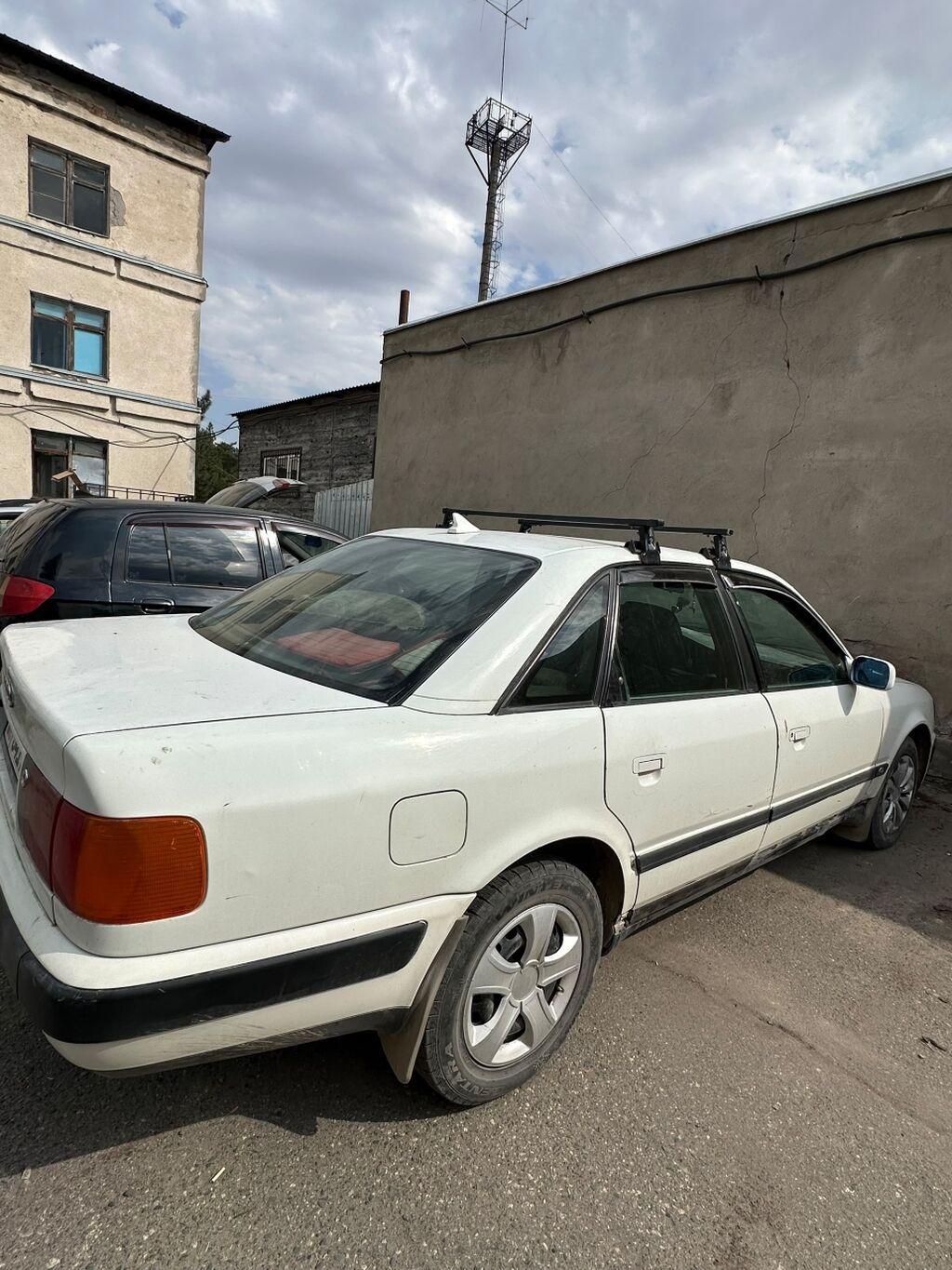 Audi 100: 1991 г., 2 л, Механика, Бензин, Седан: фото 7