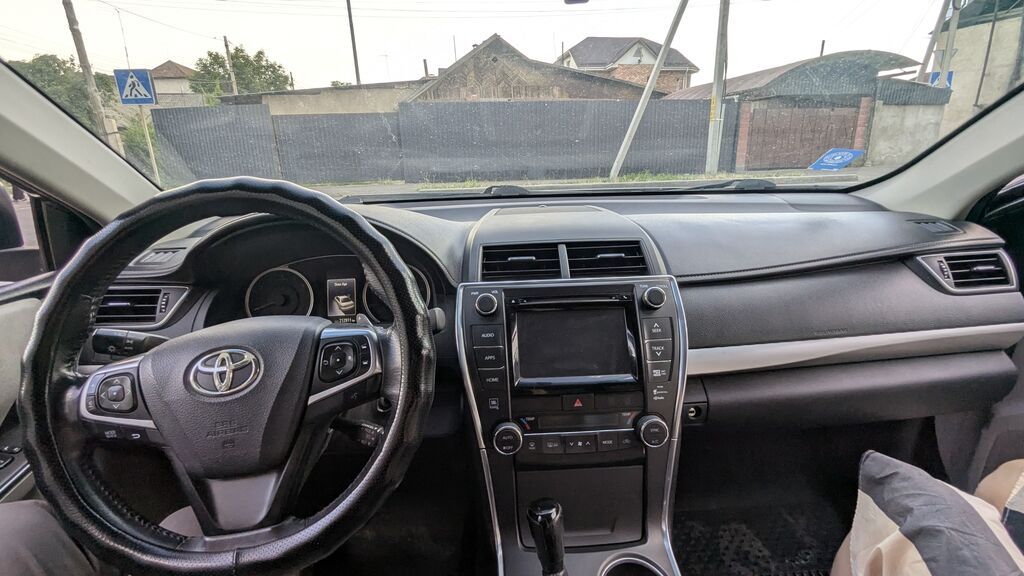 Toyota Camry: 2017 г., 2.5 л, Автомат, Бензин, Седан: фото 7
