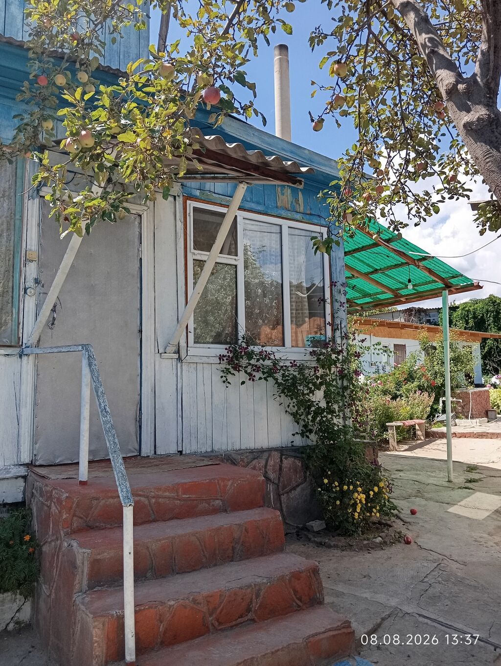 Продается мансардный дом в Чолпон Ате. участок 4 сот. городской пляж: фото 1