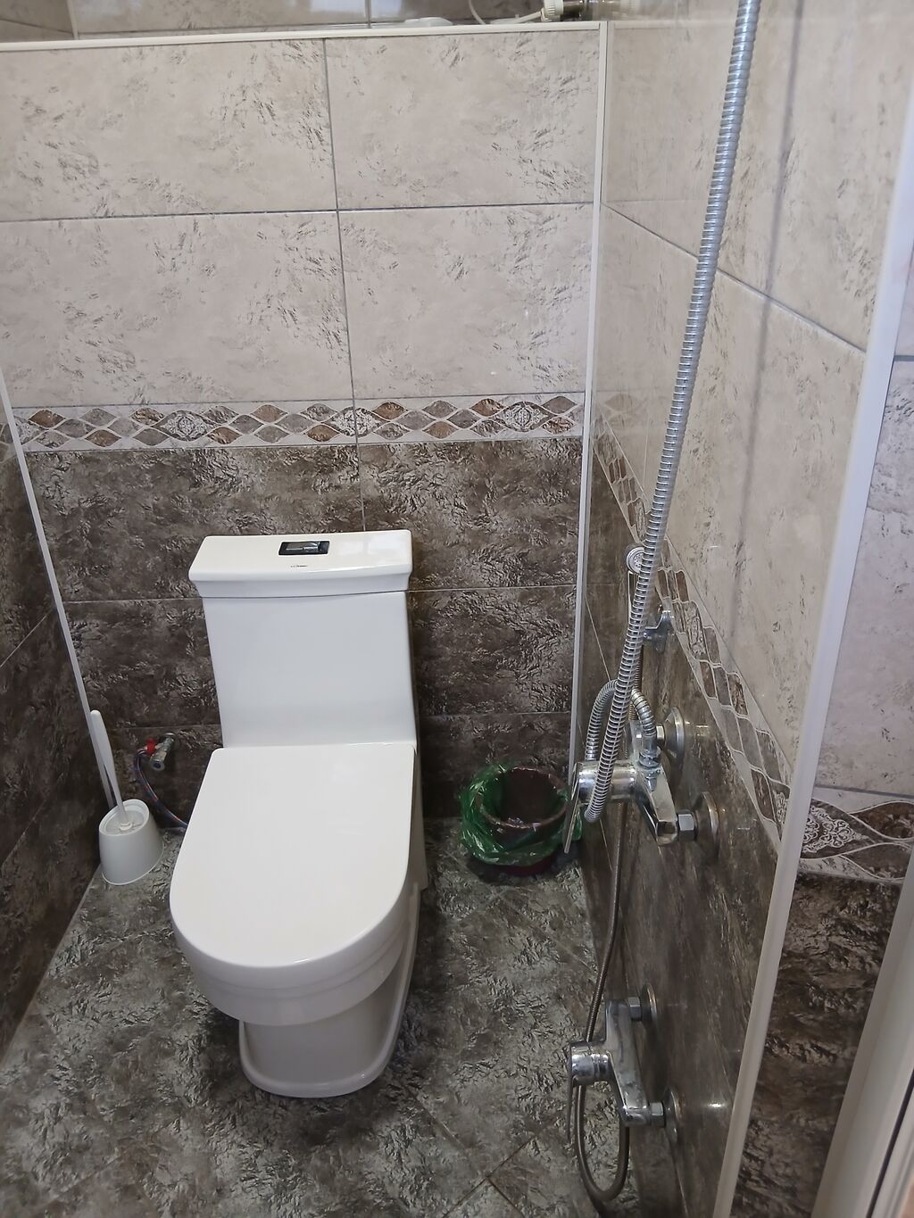75 kv. m, 3 otaqlı, İnternet, Qaz, İşıq