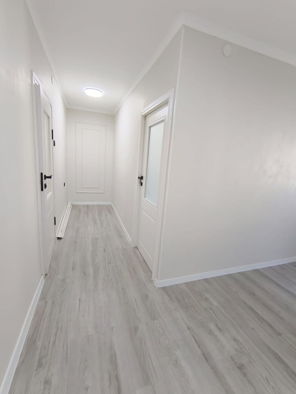2 комнаты, 50 м², 5 мкр Индивидуалка, 4 этаж, Свежий ремонт: фото 4