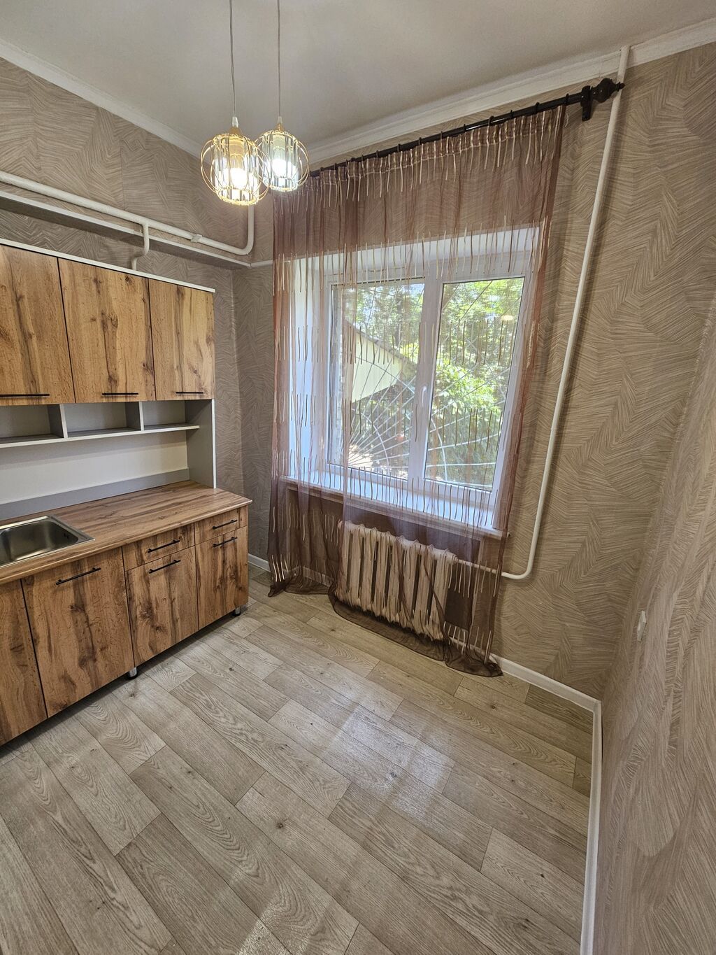 2 комнаты, 46 м², Индивидуалка, 1 этаж, Свежий ремонт