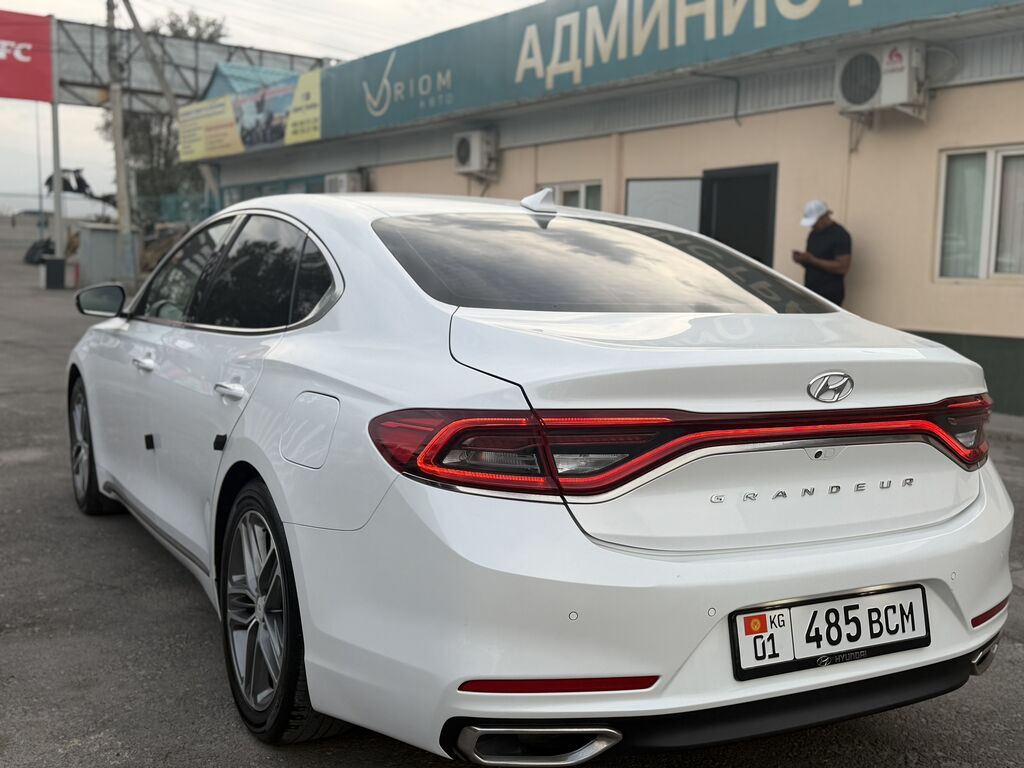 Hyundai Grandeur: 2019 г., 3 л, Автомат, Газ, Седан: фото 2