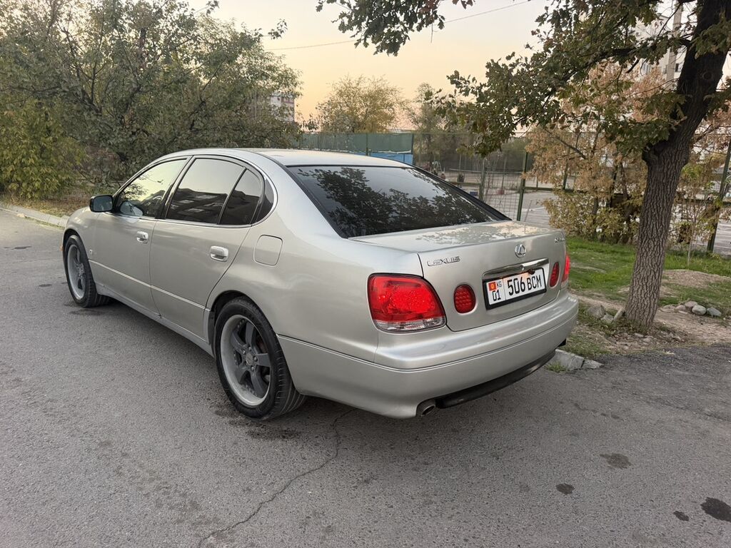 Lexus GS: 2002 г., 3 л, Автомат, Газ, Седан: фото 3