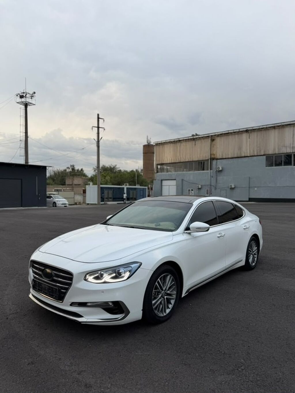 Hyundai Grandeur: 2018 г., 3 л, Автомат, Газ, Седан: фото 3