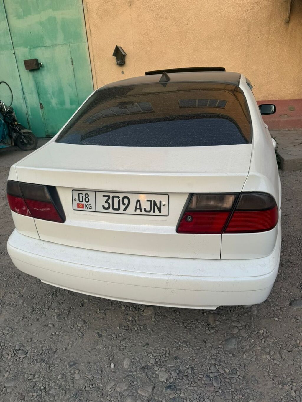 Saab 9-5: 1998 г., 2.3 л, Механика, Бензин, Седан: фото 4