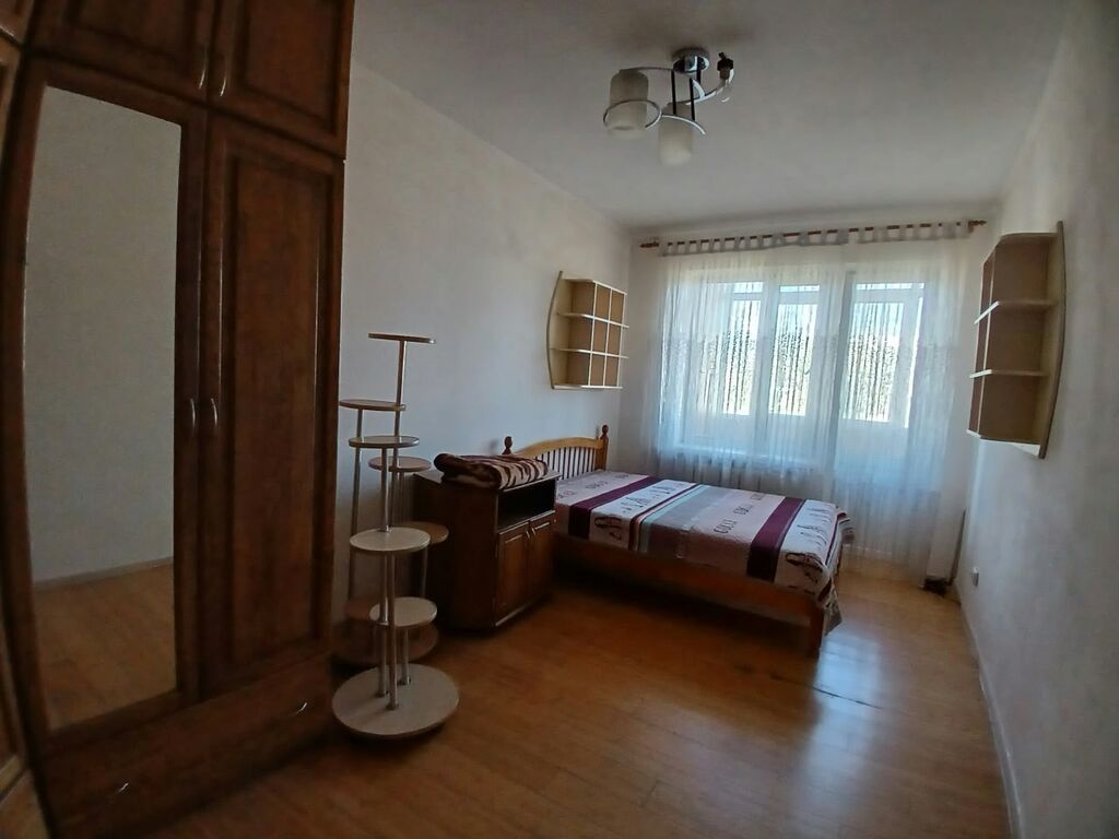 Сдам 3 ком квартиру! Токтогула/К Акиева 3 ком, площадь 70м2: фото 5