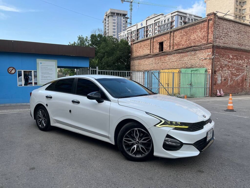 Kia K5: 2020 г., 2 л, Автомат, Газ, Лифтбек: фото 2
