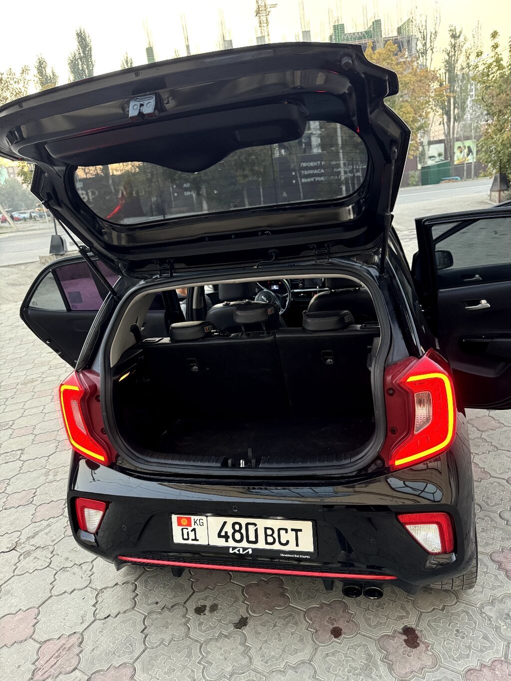 Kia Morning: 2017 г., 1 л, Автомат, Бензин, Хэтчбэк: фото 8