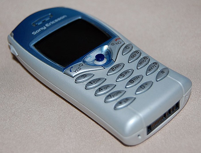 Sony Ericsson: Ericsson t68i με αγγλικο μενου, πληρως λειτουργικο, χωρις φορτιστη σε lalafo.gr Ericsson t68i με αγγλικο μενου, πληρως λειτουργικο, χωρις φορτιστη σε Νίκαια