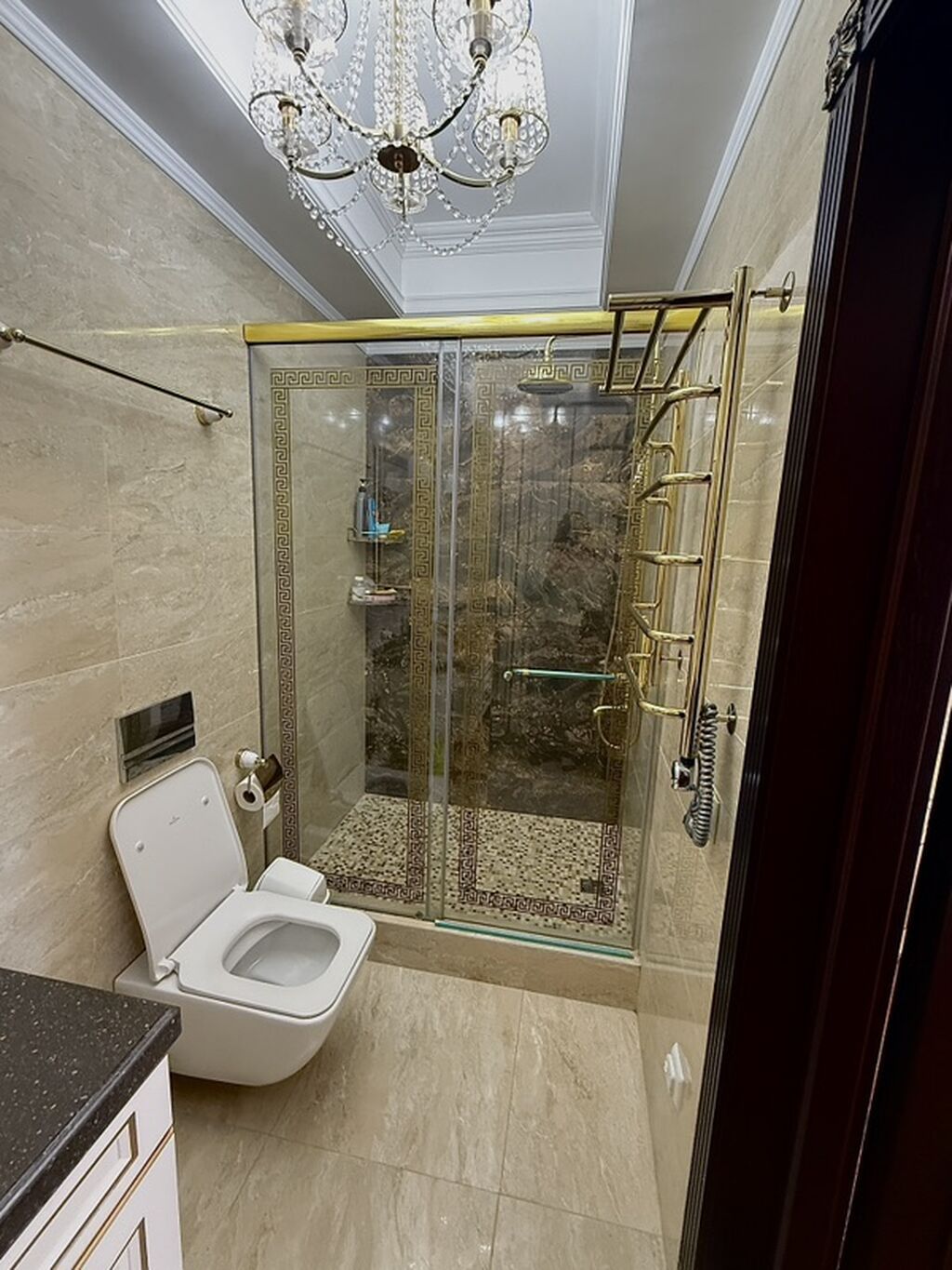 4 комнаты, 140 м², Элитка, 5 этаж, Дизайнерский ремонт — фото 8