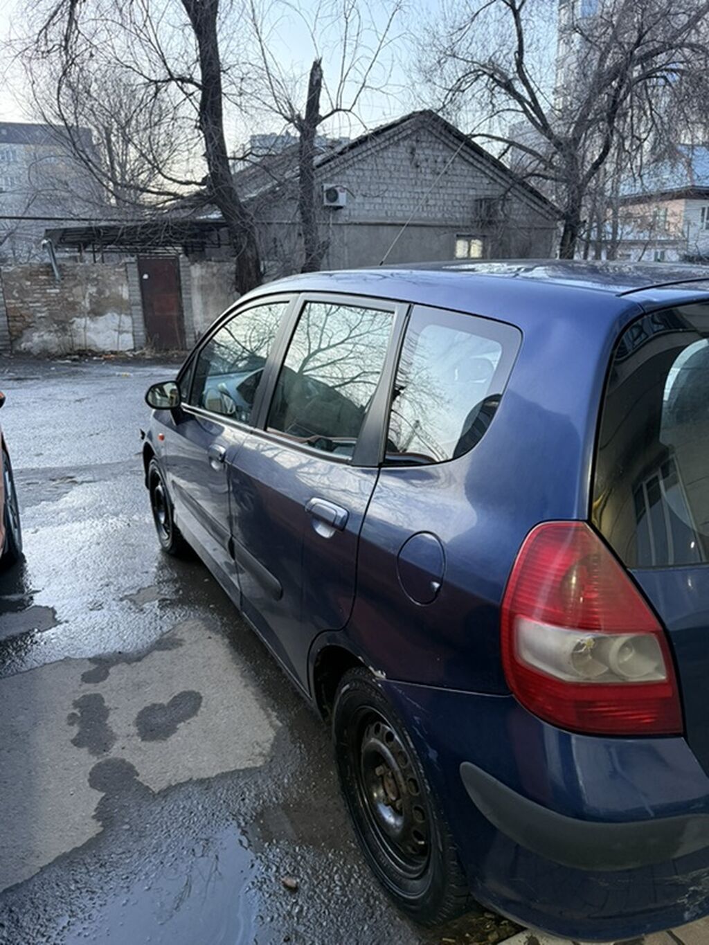 Honda Jazz: 2003 г., 1.4 л, Механика, Бензин, Хэтчбэк: фото 6