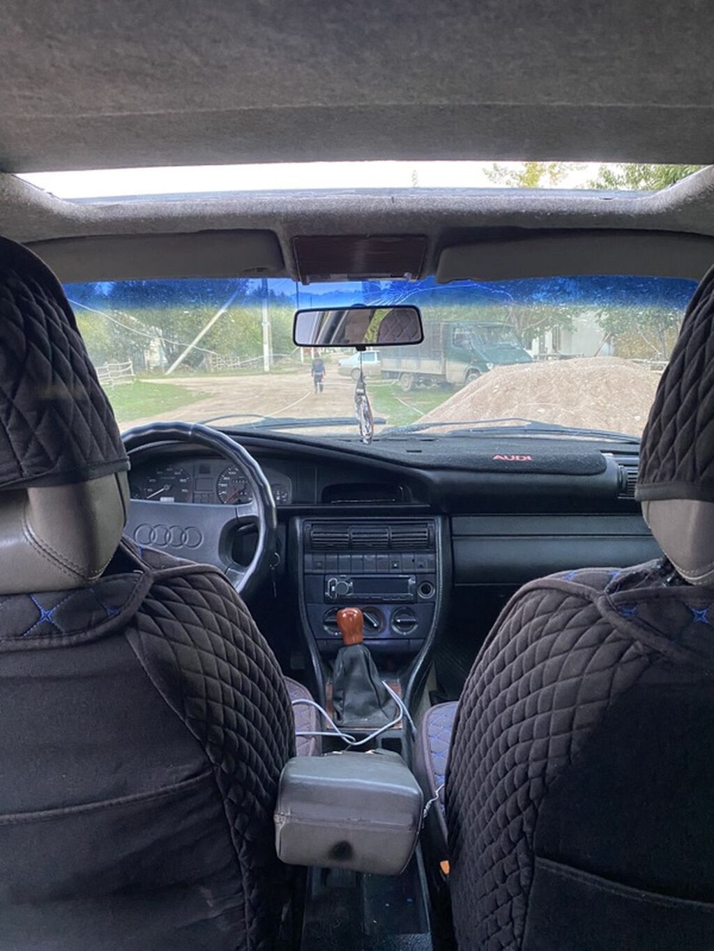 Audi 100: 1991 г., 2 л, Механика, Бензин, Седан: фото 8