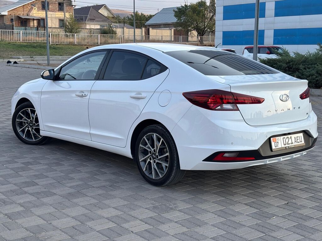 Hyundai Avante: 2020 г., 1.6 л, Автомат, Бензин, Седан: фото 5