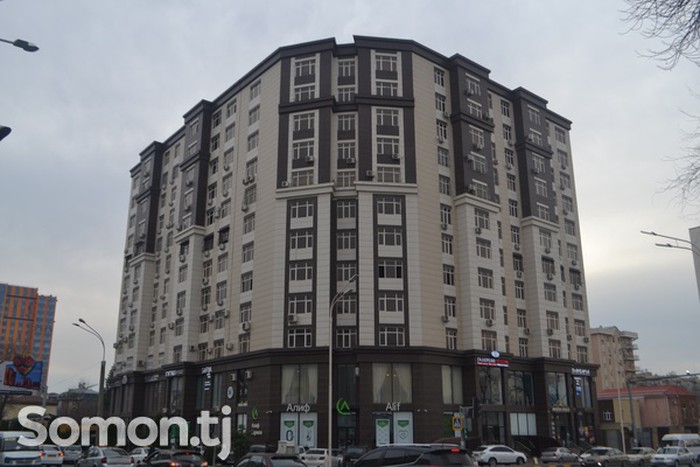 Продажа: Продается квартира: 4 комнаты, 195 кв. м., Душанбе на lalafo.tj Продается квартира: 4 комнаты, 195 кв. м., Душанбе в Душанбе