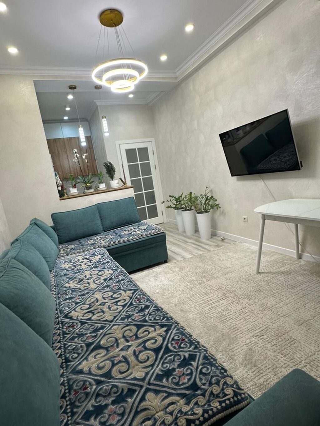 2 комнаты, 47 м², Асанбай мкр Элитка, 3 этаж, Евроремонт: фото 1