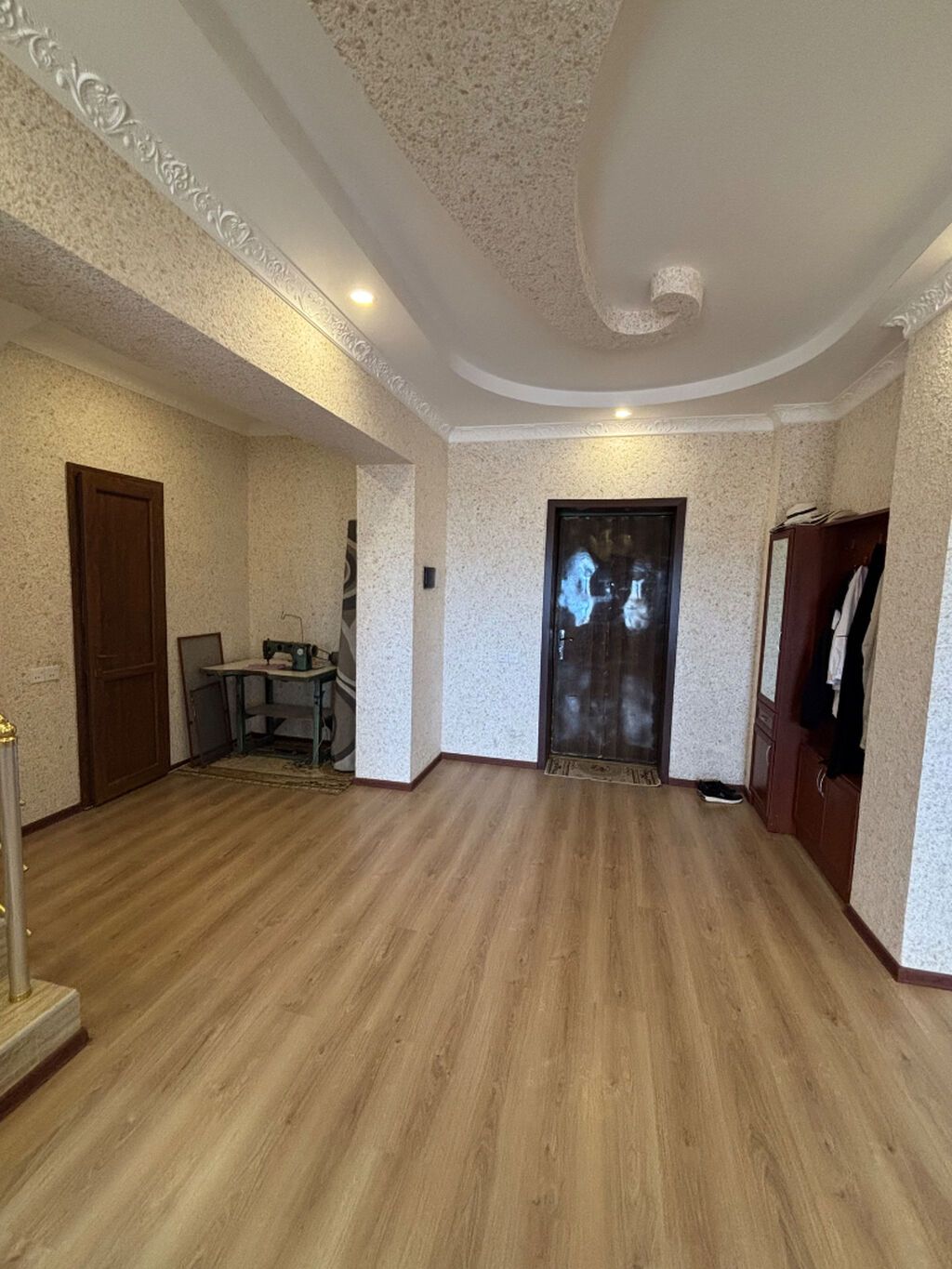 Nabran, 216 kv. m, 5 otaqlı, Hovuzsuz, Kombi, Qaz, İnternet