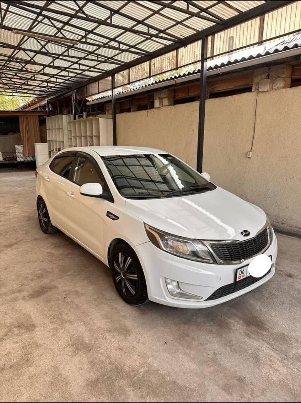 Kia Rio: 2014 г., 1.6 л, Автомат, Бензин, Седан: фото 4