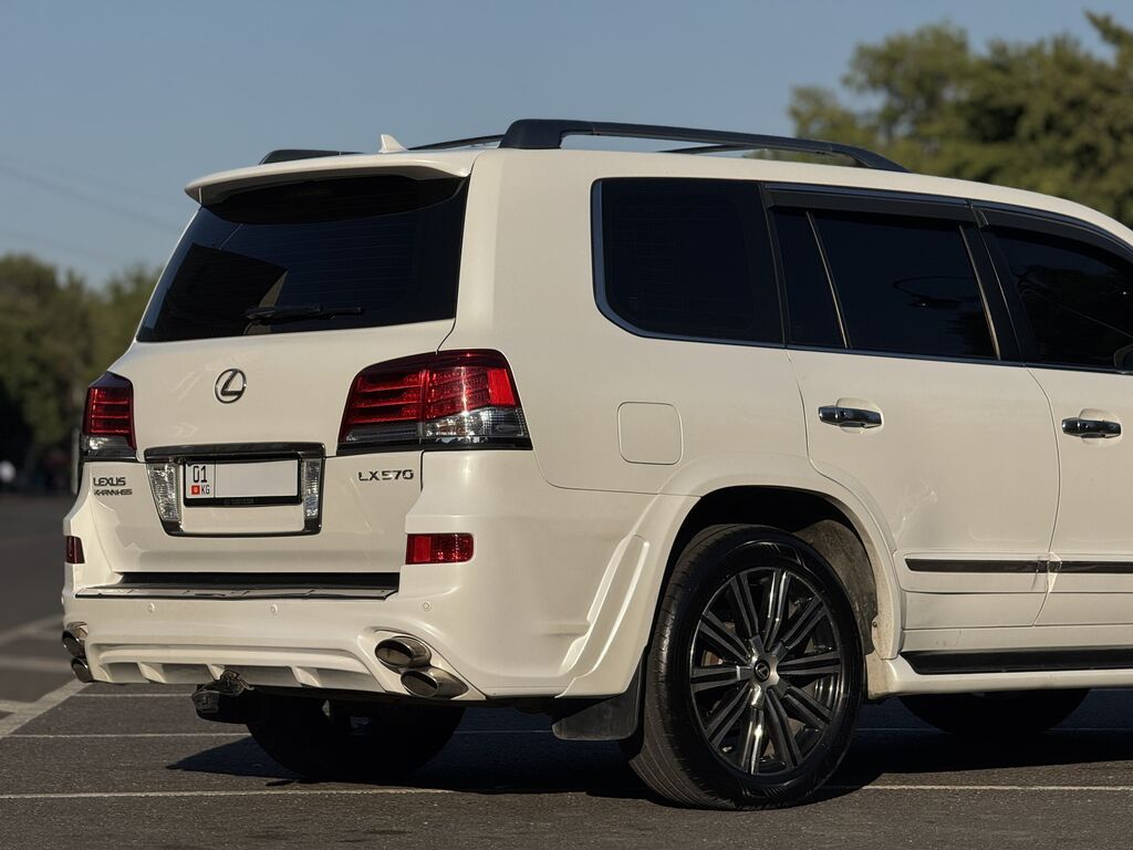 Lexus LX: 2015 г., 5.7 л, Автомат, Бензин, Внедорожник: фото 5