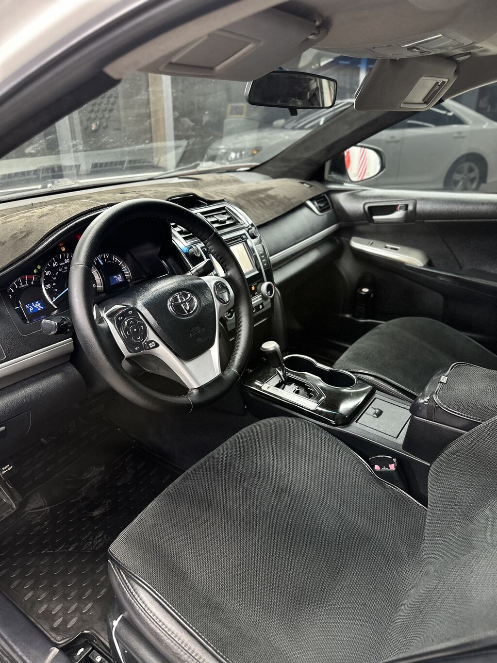 Toyota Camry: 2012 г., 2.5 л, Автомат, Бензин, Седан — фото 8