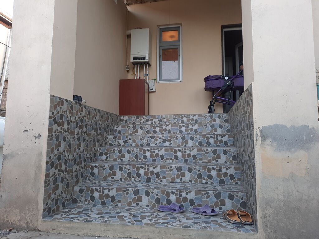 Buzovna 5 otaqlı, 120 kv. m, Kredit yoxdur, Orta təmir