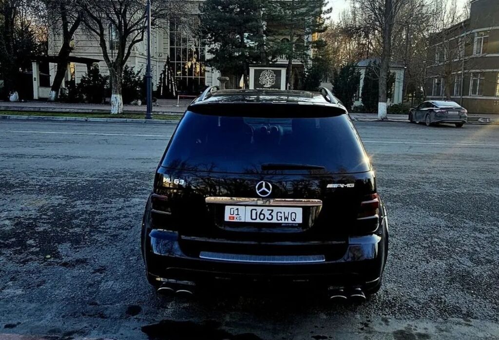 Mercedes-Benz ML-Class AMG: 2008 г., 6.3 л, Автомат, Бензин, Внедорожник: фото 2