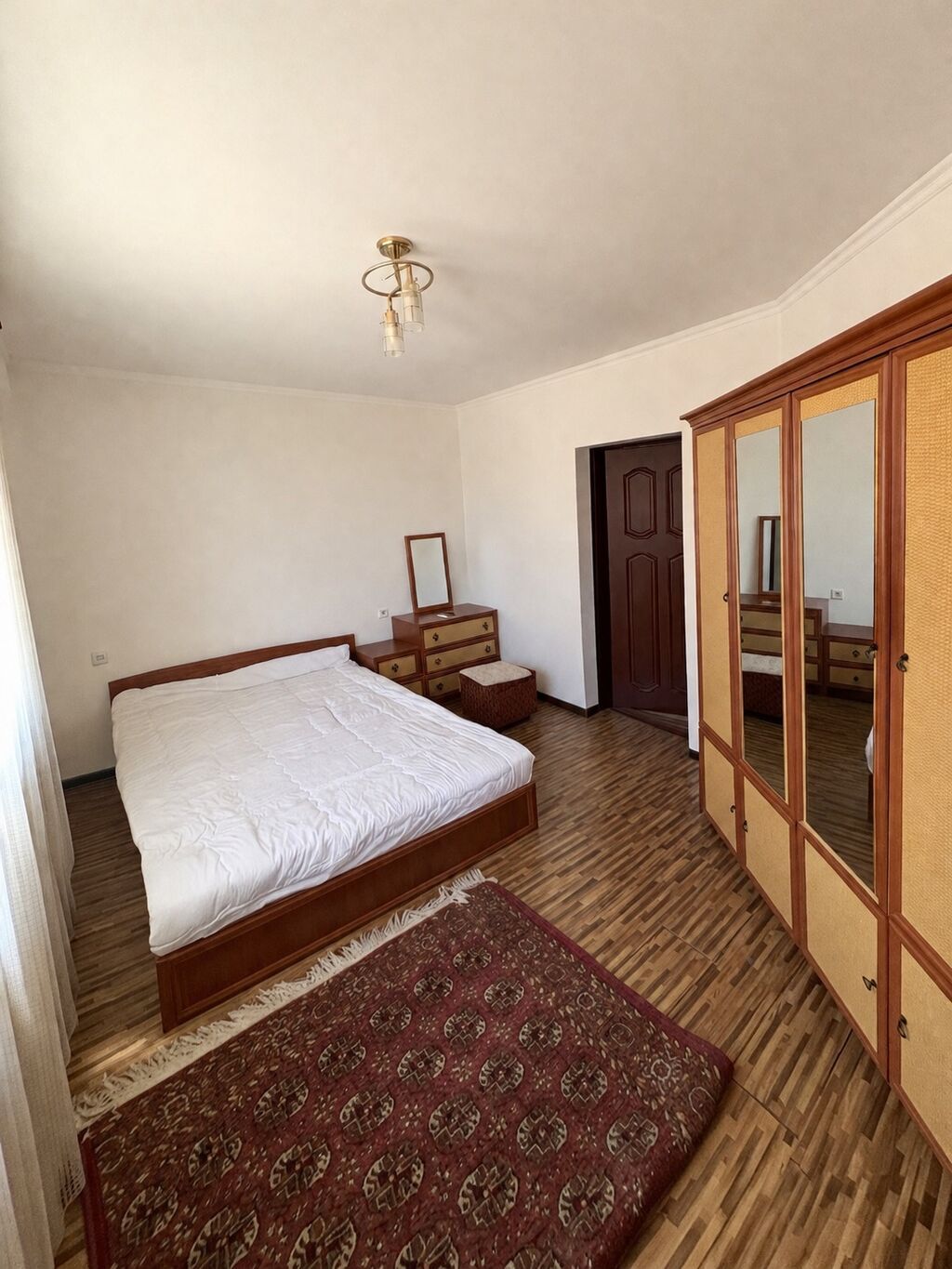 280 м², 6 комнат, Рабочий Городок, Без животных: фото 4