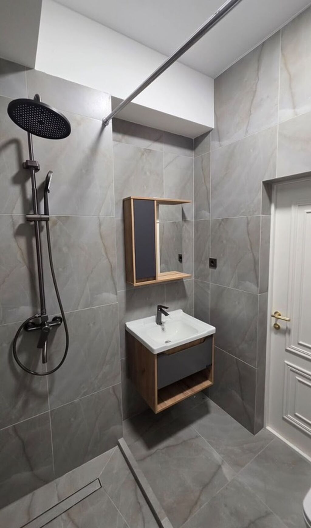 1 комната, 43 м², Элитка, 8 этаж, Евроремонт — фото 2