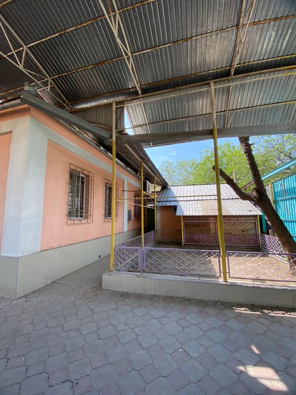 6 комнат и более, 650 м², 4 соток, Бишкек, КНУ Собственник: фото 1
