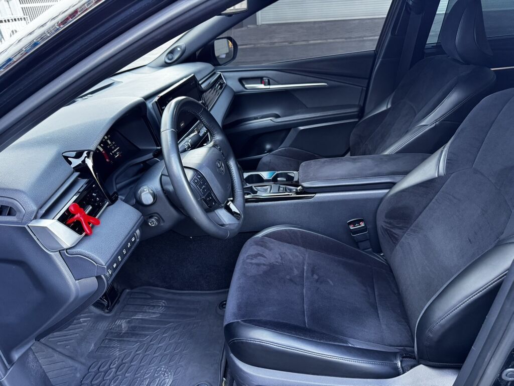 Toyota Camry: 2024 г., 2.5 л, Автомат, Бензин, Седан: фото 8